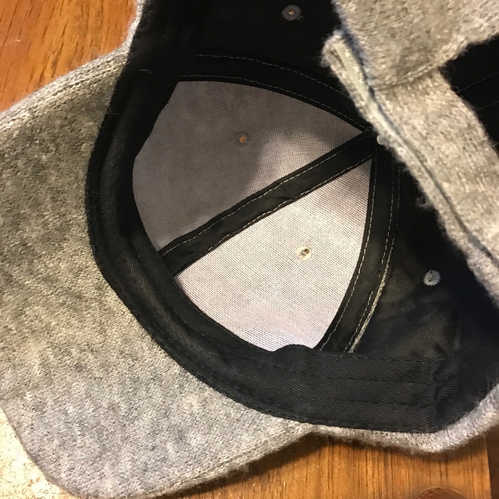 Baseball cap. - Picture 2 of 2